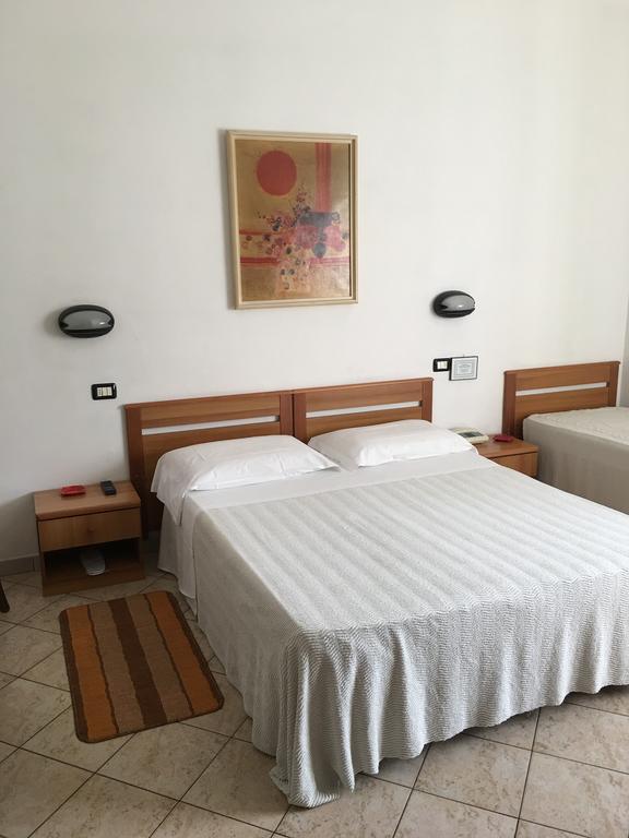 Hotel Dora Турин Екстер'єр фото
